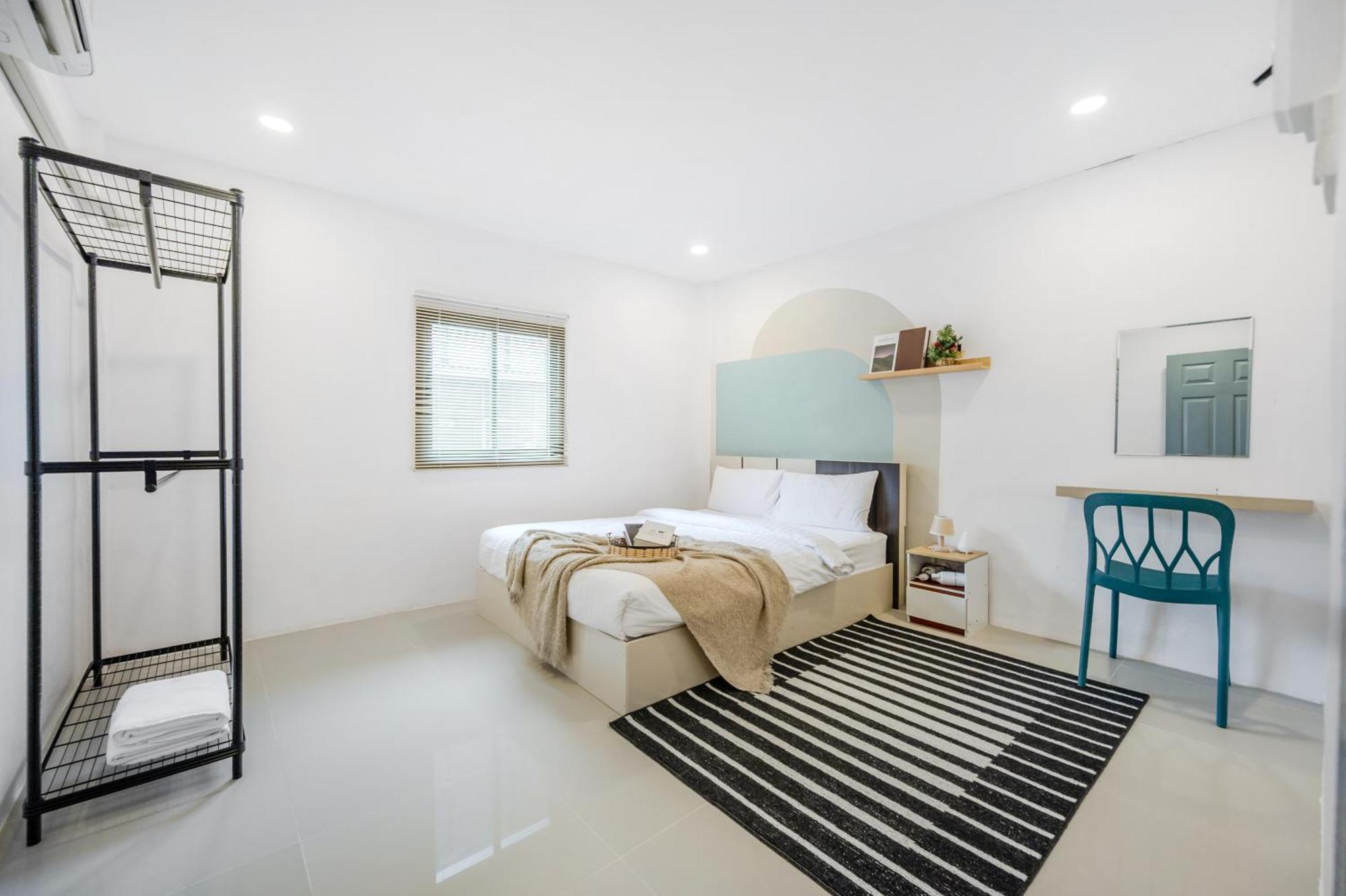 Entire Cozy House/near Bts Skytrain/12pp Bangkok