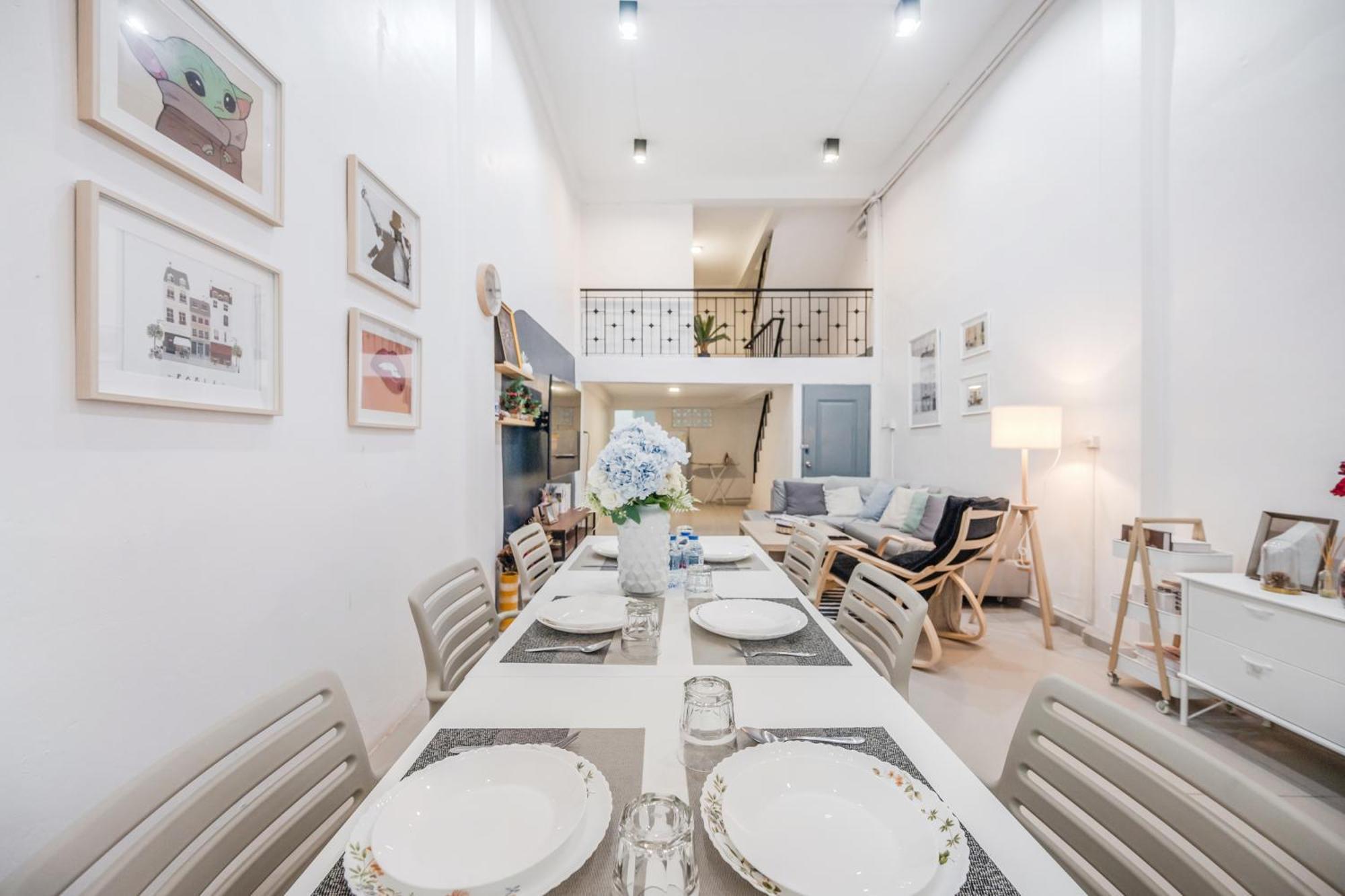 Villa Entire Cozy House/near Bts Skytrain/12pp